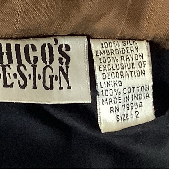 Chico’s Design 100% Silk Embroidery Blazer Jacket Size 2 (Large) Brown Beaded - Picture 9 of 9